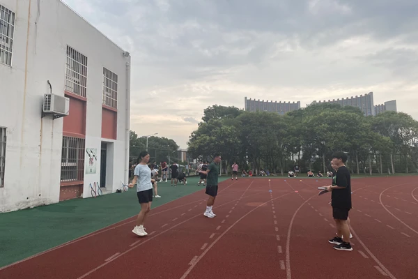 篮球训练英语怎么说呢怎么写单词_2